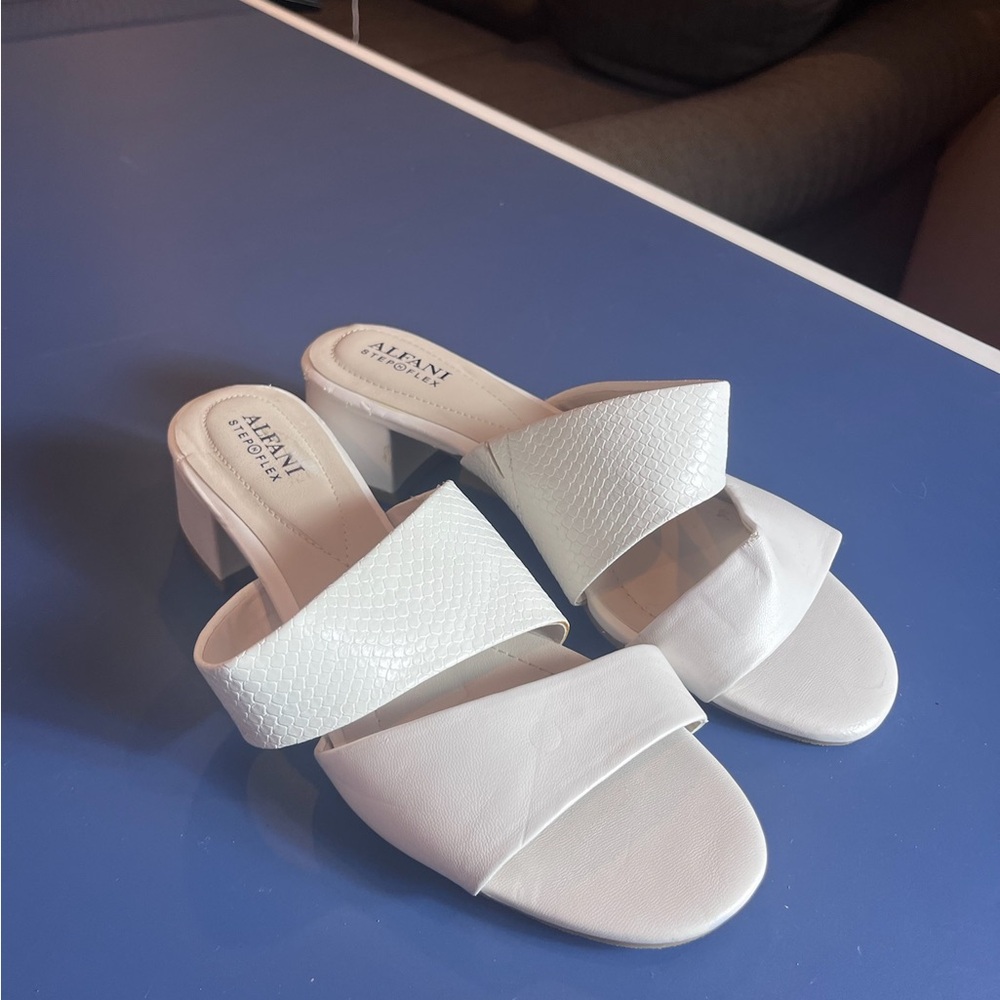 Alfani Women's strap sandals like new!